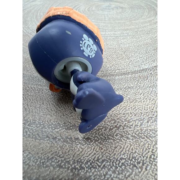 Littlest Pet Shop Parker Waddleton Penguin #3823 LPS Figure - Picture 5 of 6